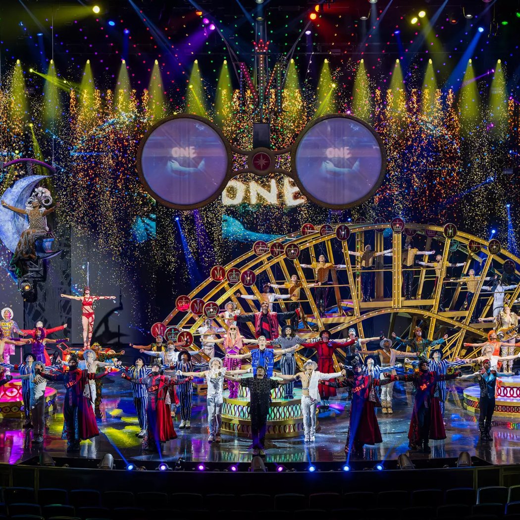 Michael Jackson ONE by Cirque du Soleil 3