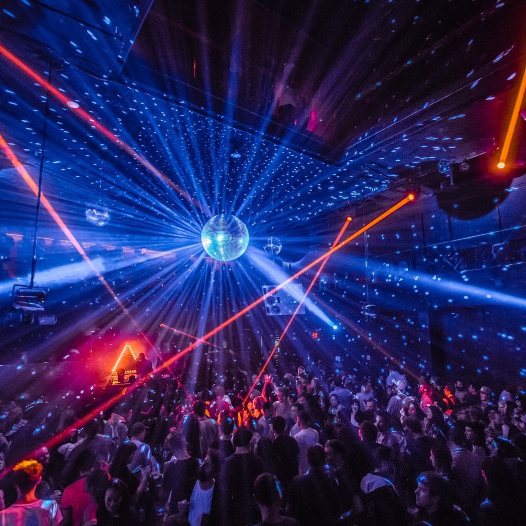 Nora En Pure 1