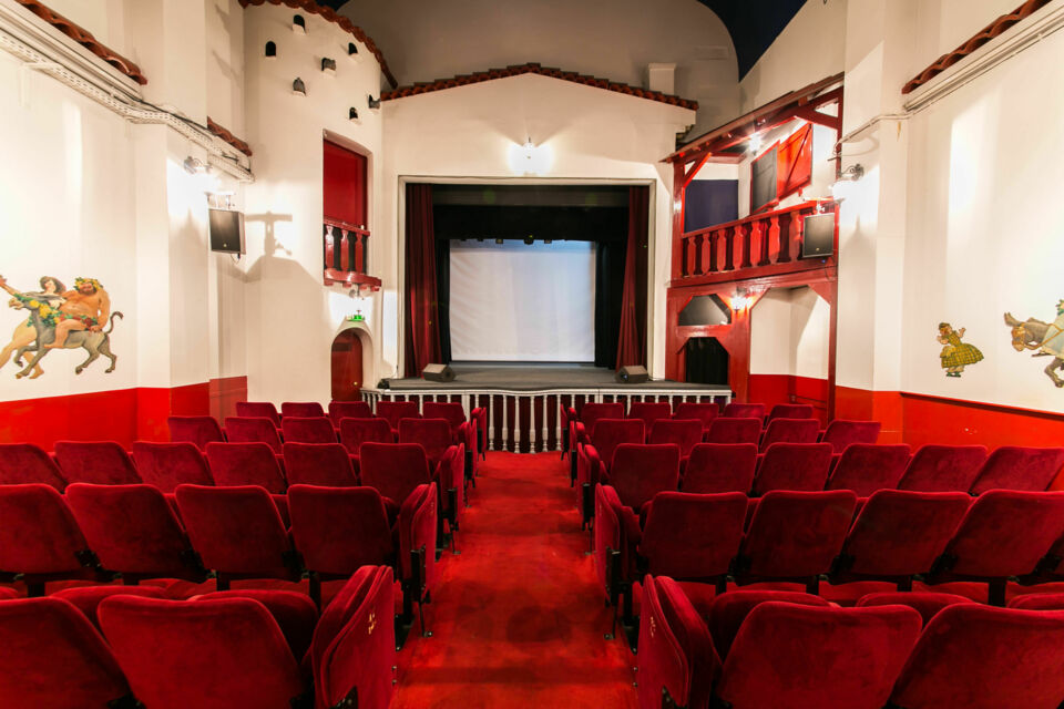 Théâtre des Deux Ânes 1