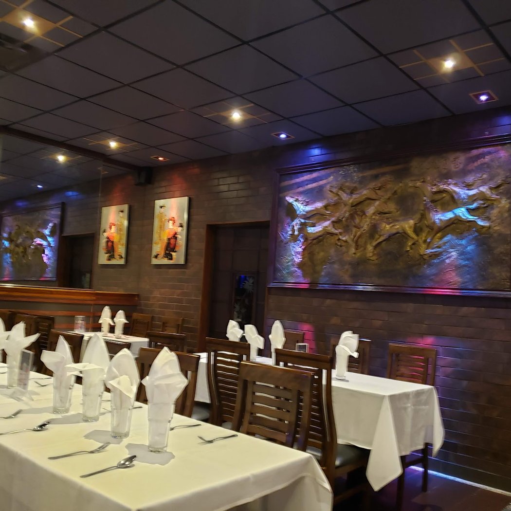 Ruka Asian Fusion Sushi & Lounge 3