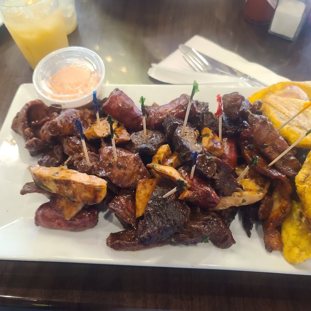La Casa del Mofongo & Piano Bar 5