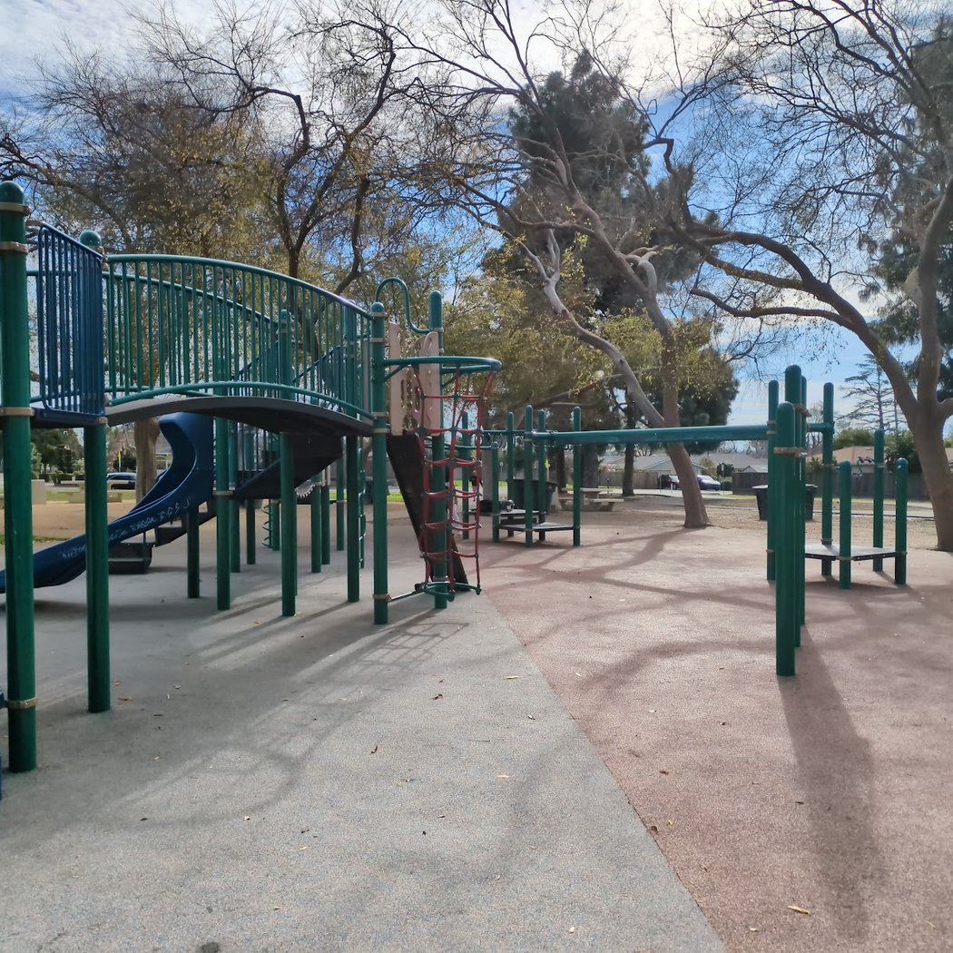 Sunnyhills Albert Augustine Jr. Memorial Park 2