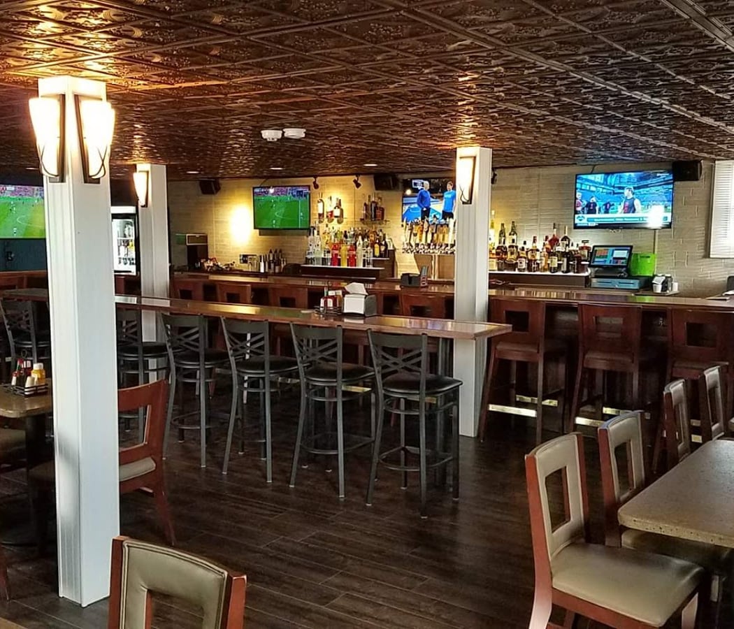 Buck Murphy's Bar & Grill 2