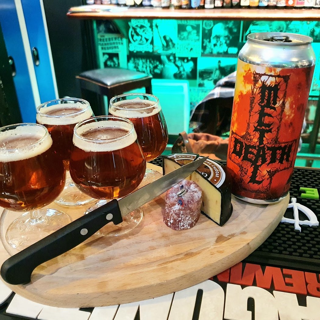ROCK BEER TEMPLE (by. Dr Feelgood) 3