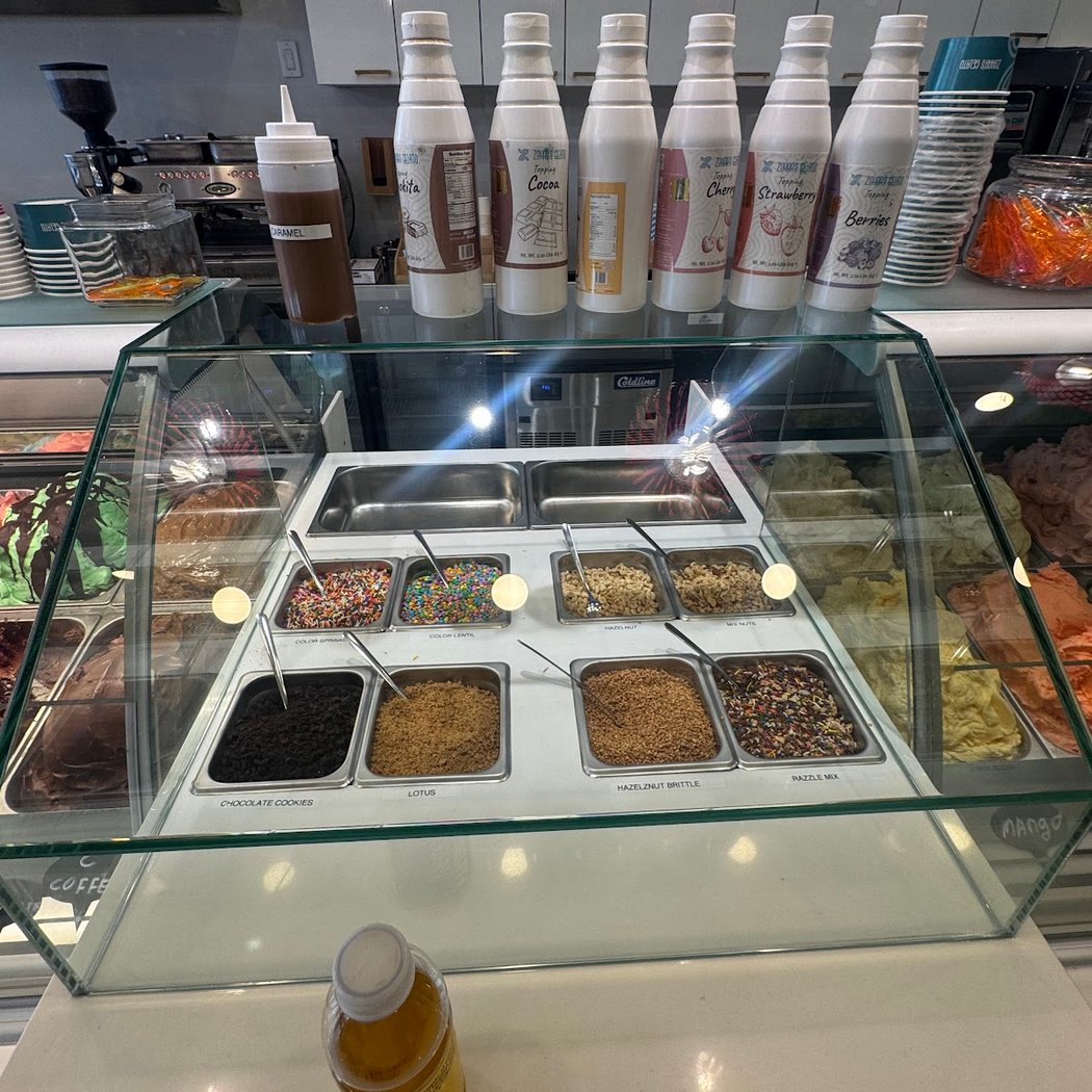 Zohar's Gelato Cafe 2