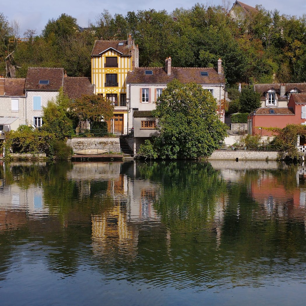 Nemours 1