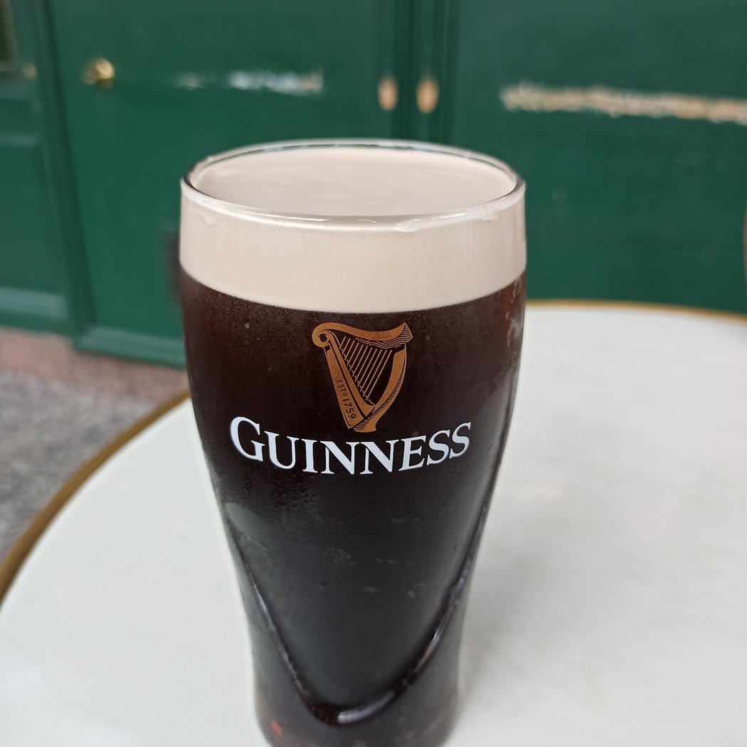 Le Polo Pub 1