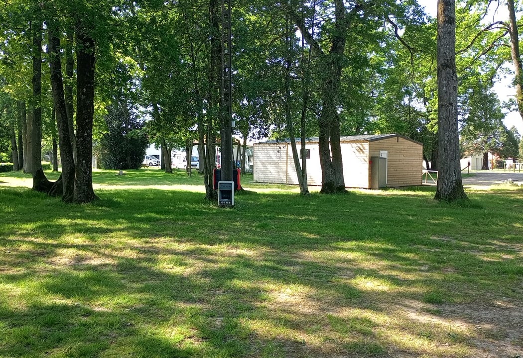 Camping municipal L'Etoile Saint-Hilaire-de-Chaléons 2