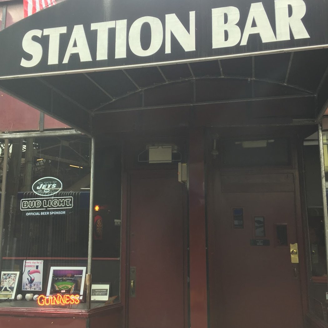 Station Bar 2