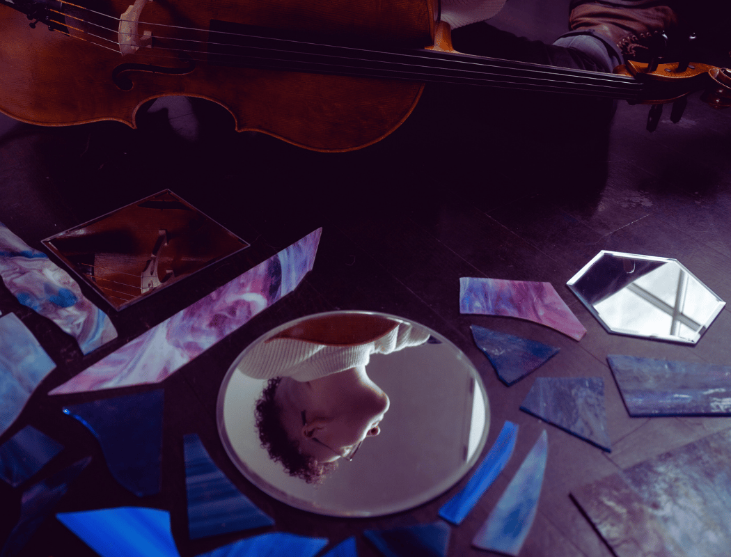 REFLECTOR 1