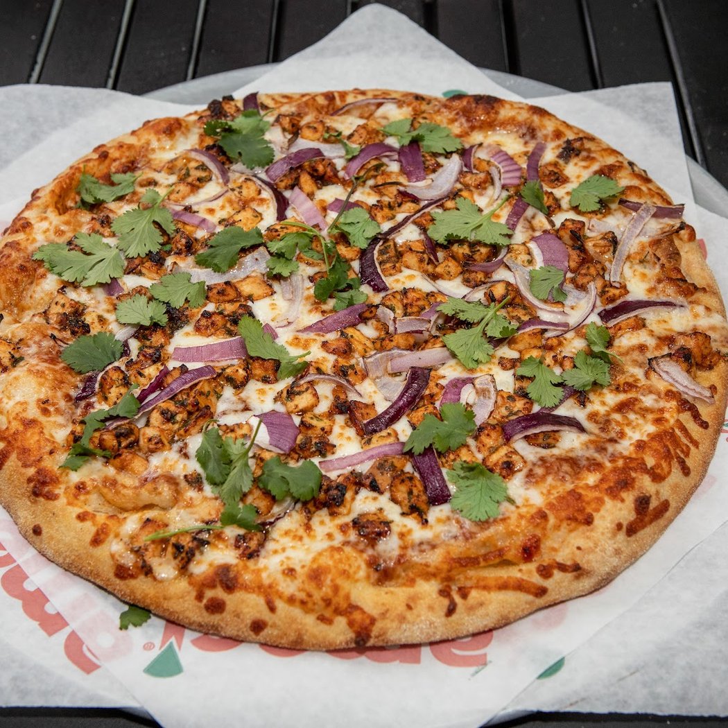 Brentwood Chamber of Commerce: Ameci Pizza 3