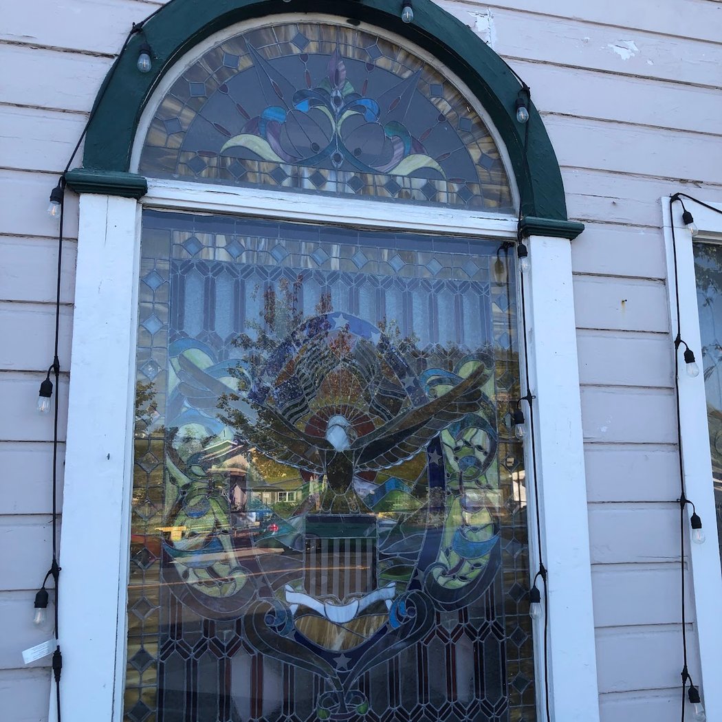 Golden Horseshoe Antiques 3