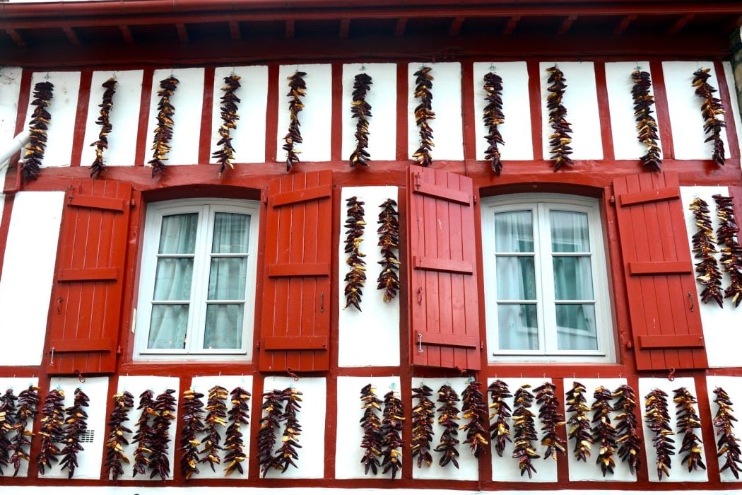 Architect house in Ondres, between moors and Basque country 2