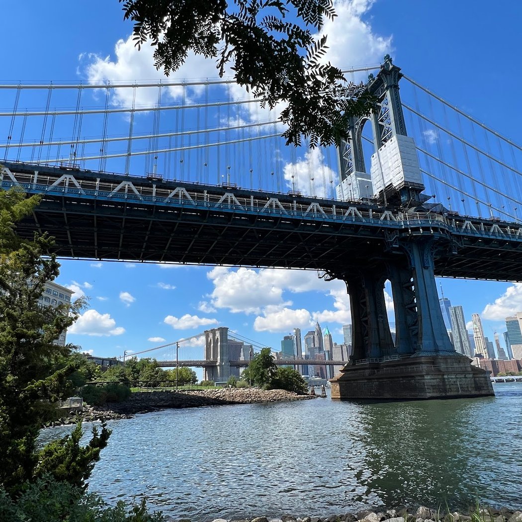 Manhattan Bridge Lookout 2