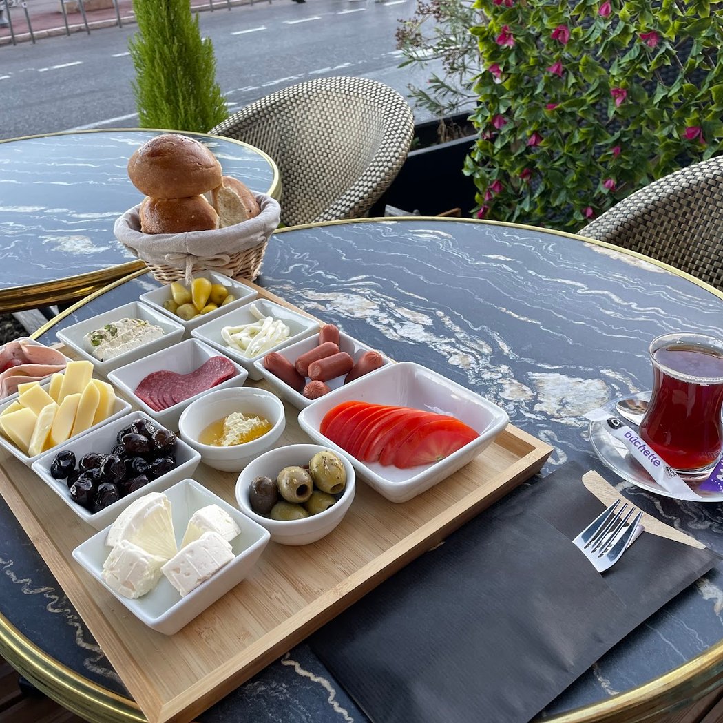 Istanbul Grill Kebab 1