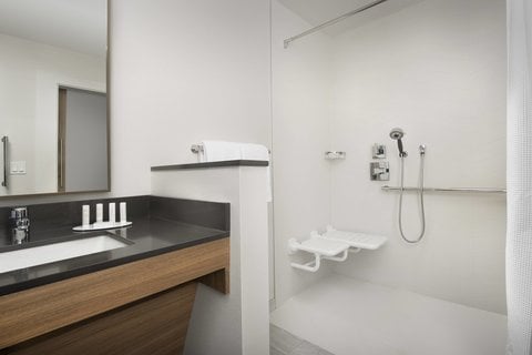 Fairfield by Marriott Inn & Suites Santa Rosa Rohnert Park 3