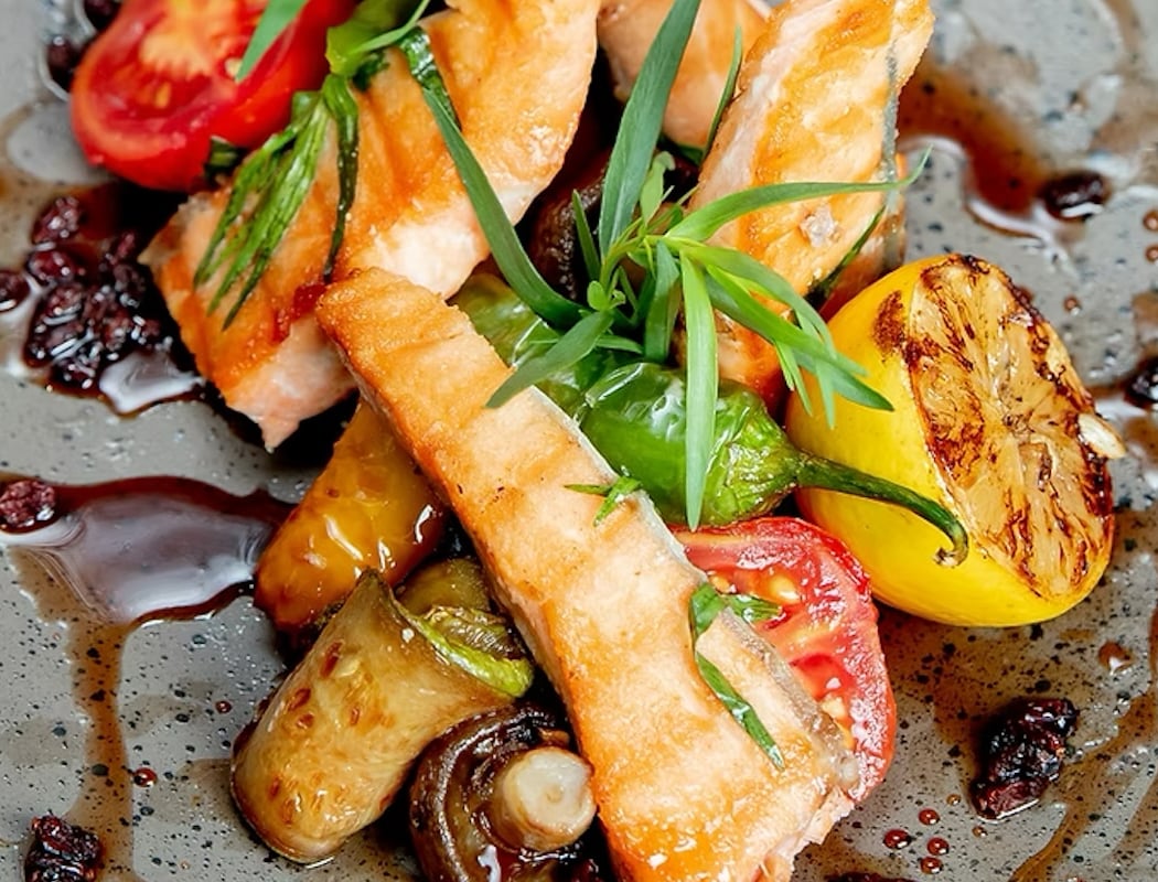 One Ten Restaurant & Bar 3
