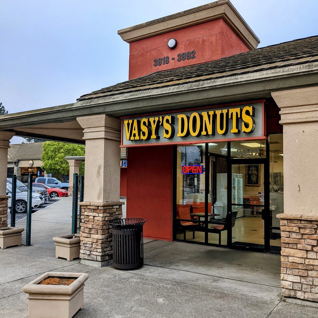 Vasy's Donut Shop 3