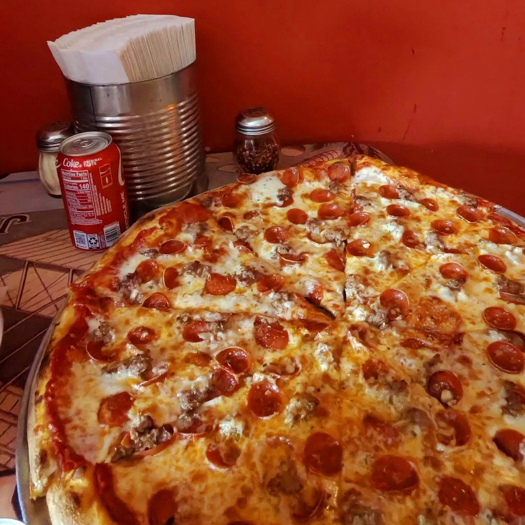 Graffiti Pizza 1