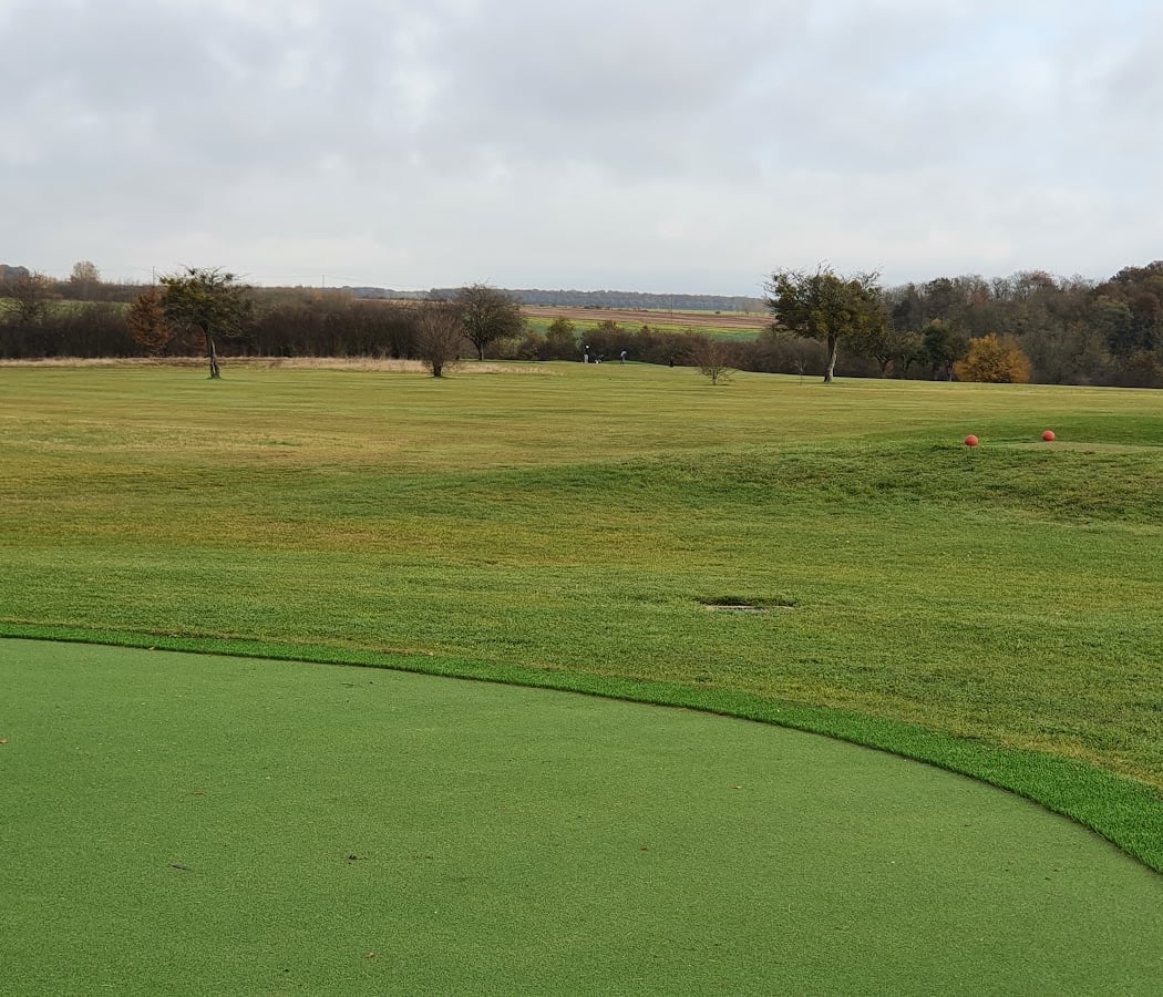 Golf & Cottages de Fleuray-Amboise 3