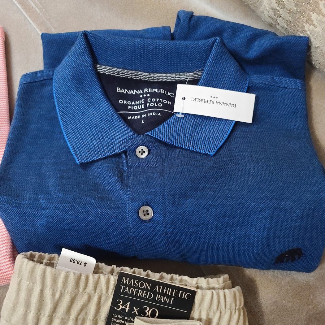 Banana Republic Factory Store 1