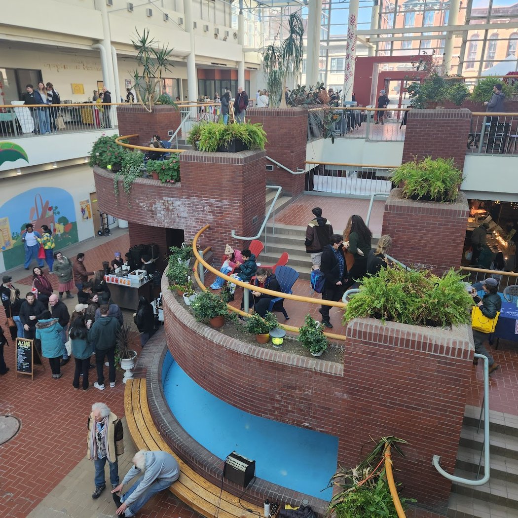 Saturday Farmers Market at Monument Square 3