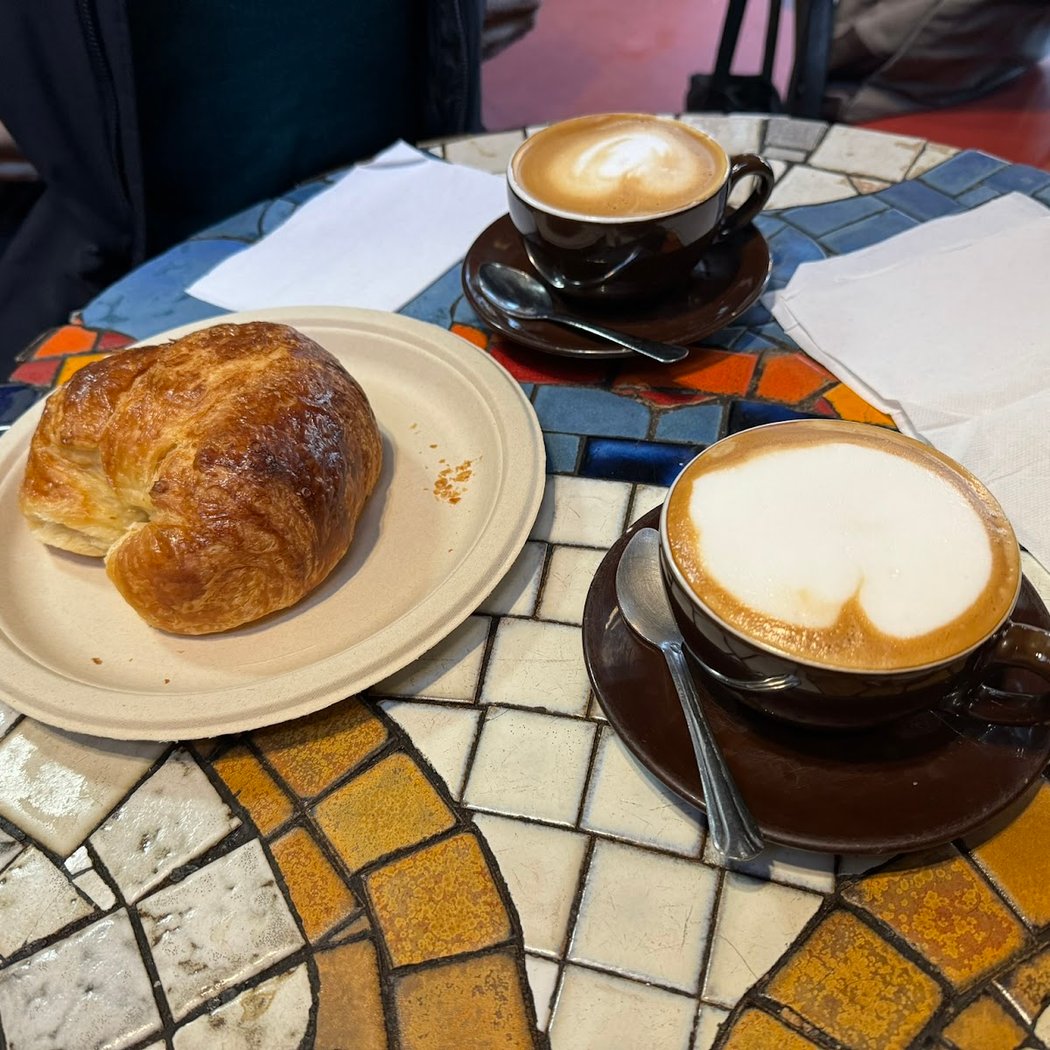 Caffe Trieste 1
