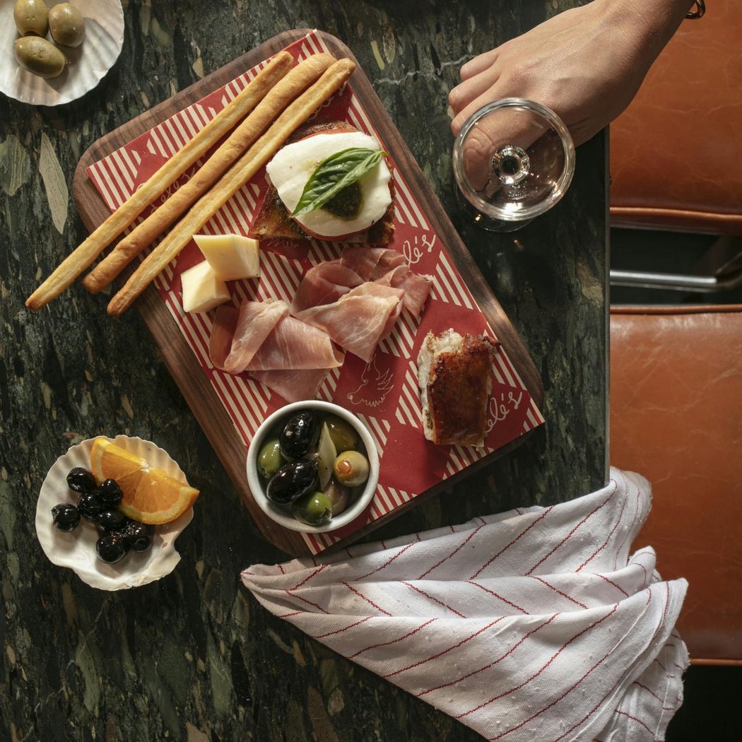 Aperitivo Hour