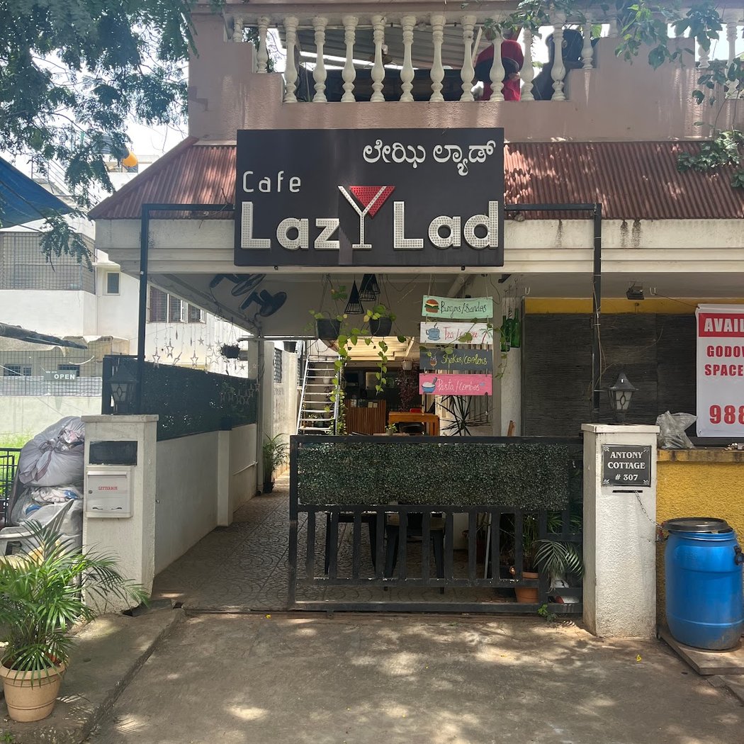 Cafe Lazy Lad 3