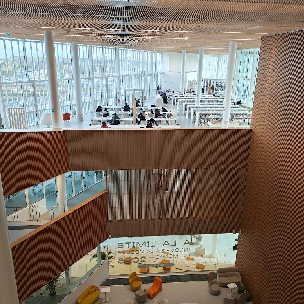 Lumen Library, Paris-Saclay University 1