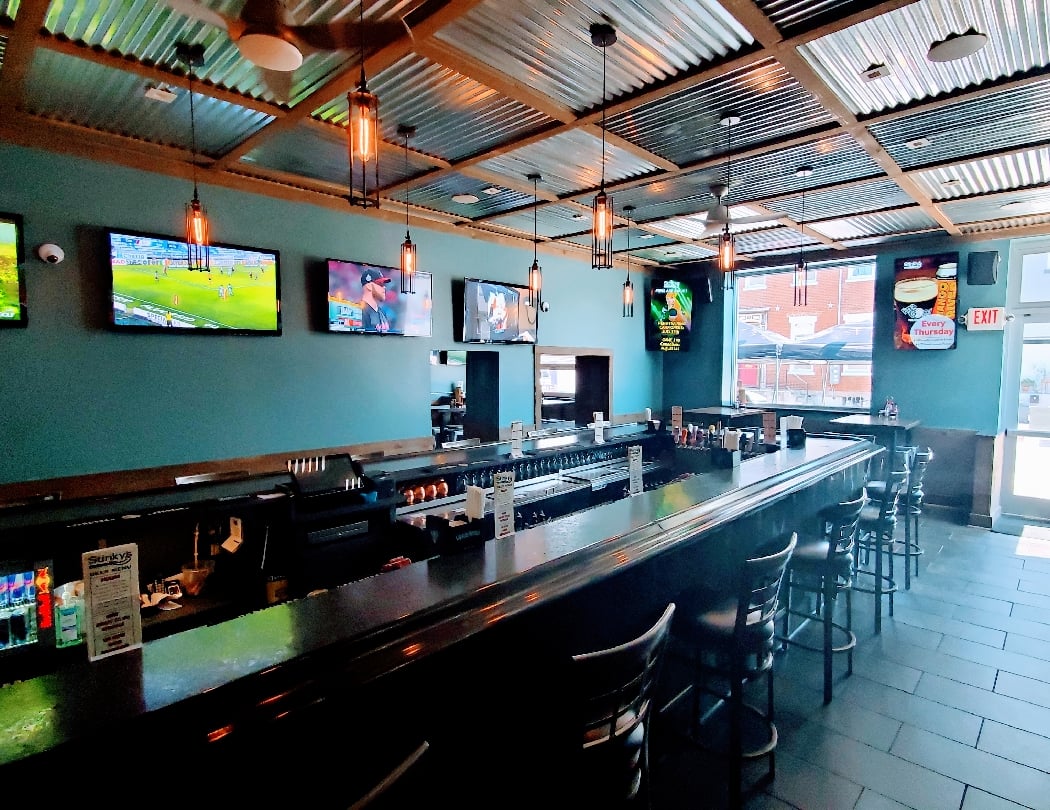 Stinky's Bar & Grill 2
