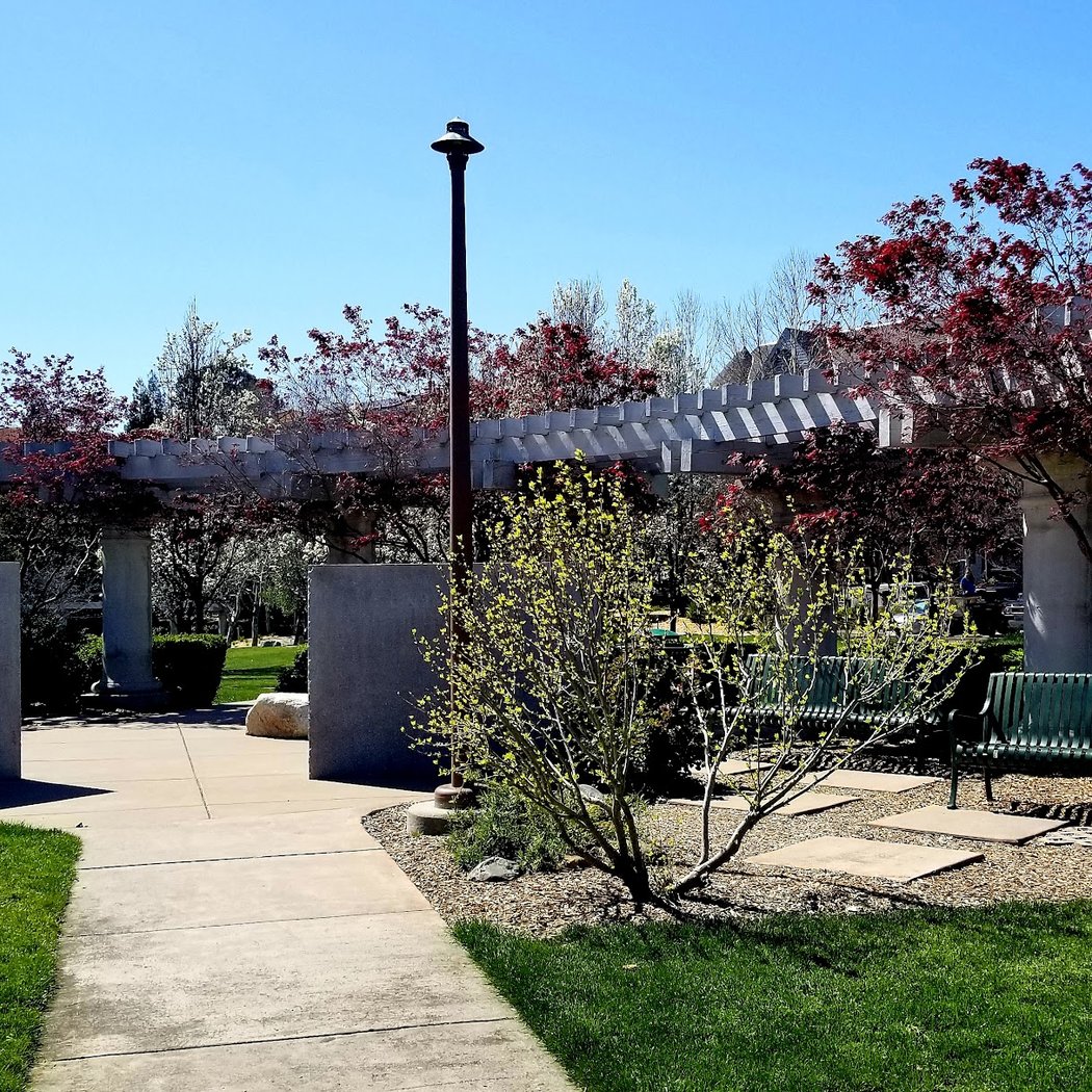 Alma Park 3