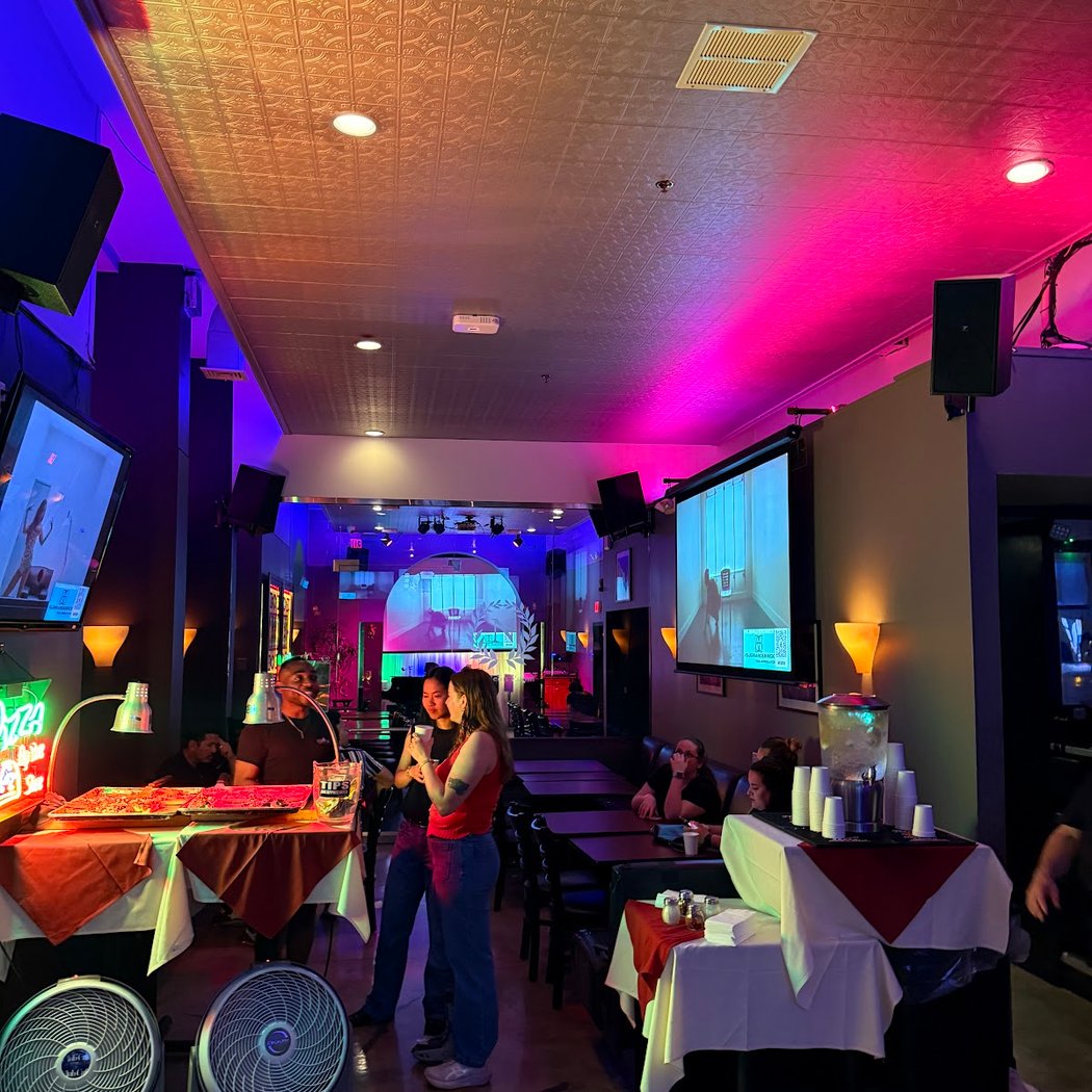 Karaoke at Club Café 3
