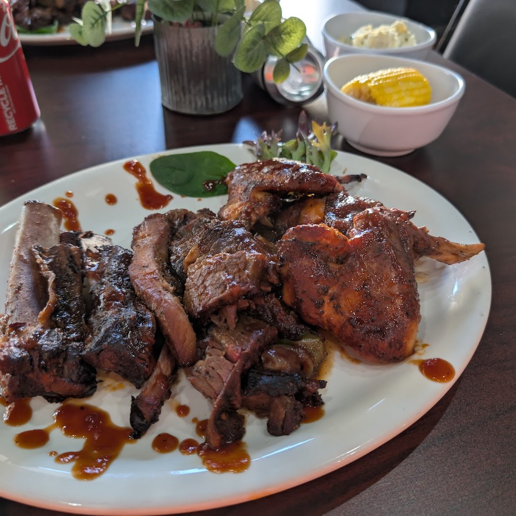 Bufords BBQ 1
