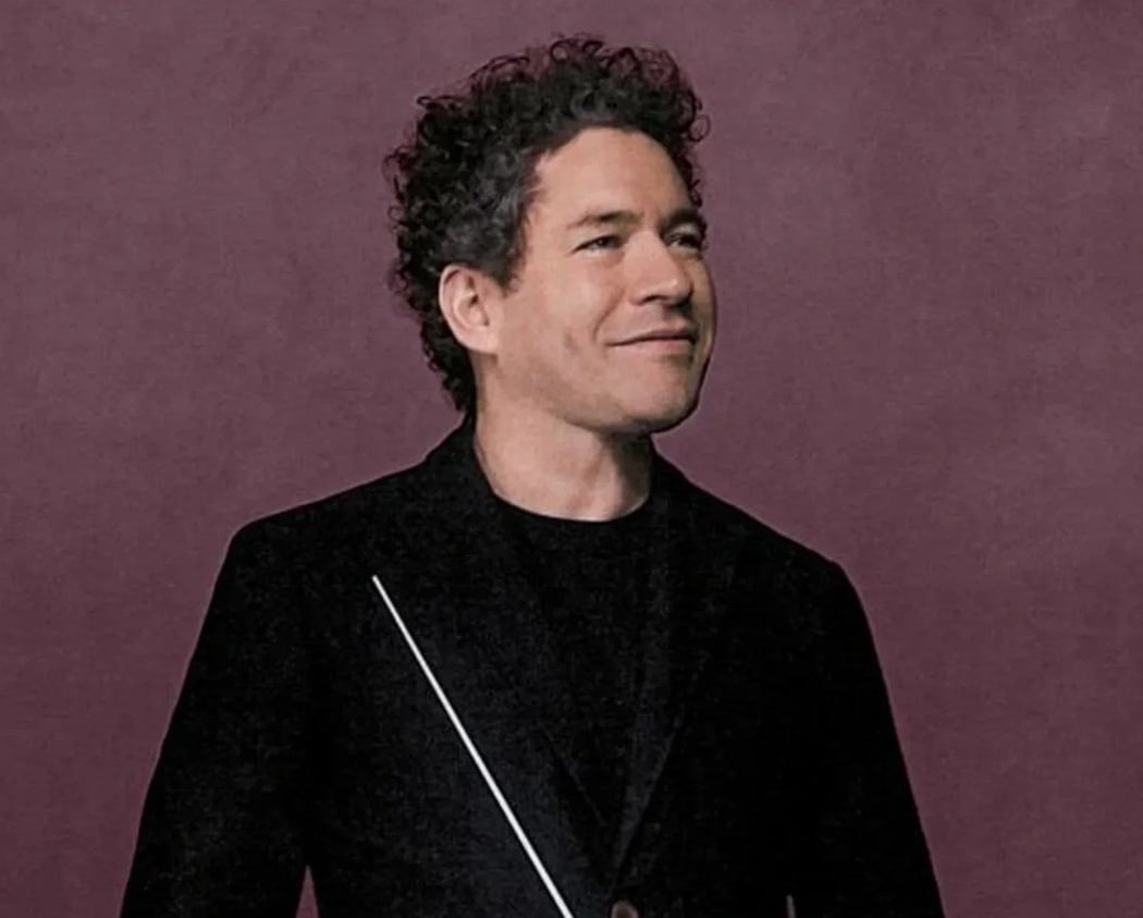 NY Philharmonic - Dudamel Conducts On the Transmigration of Souls 1