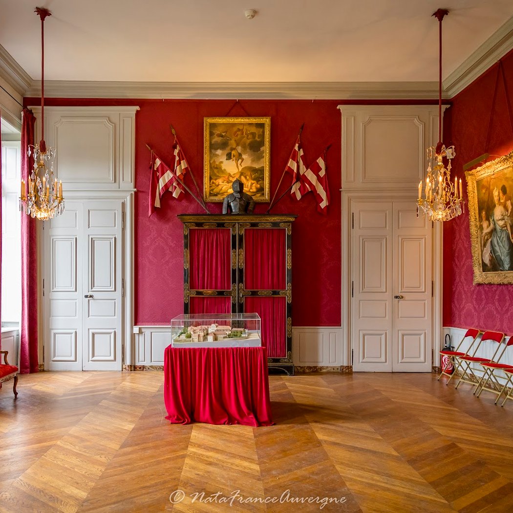 Château de Parentignat 1