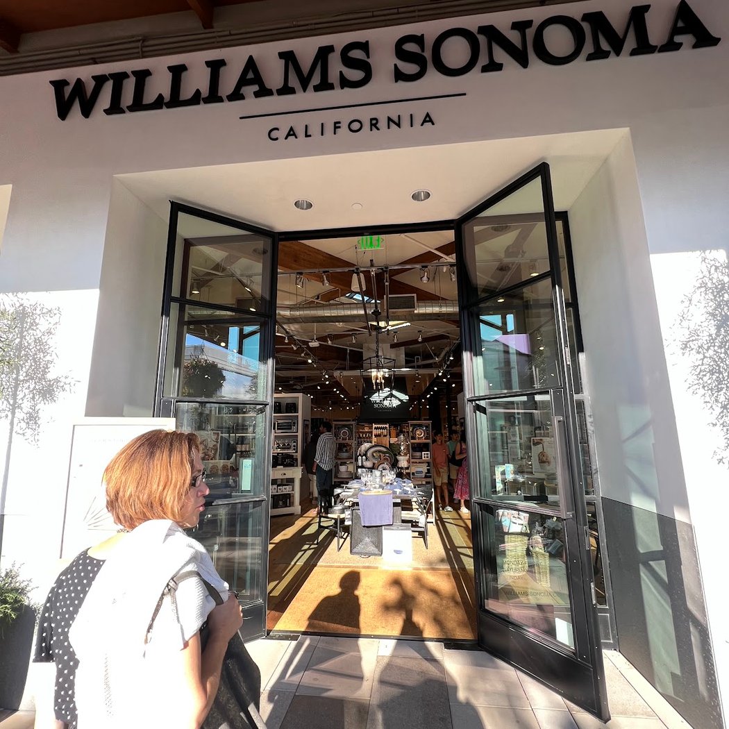 Williams-Sonoma 2