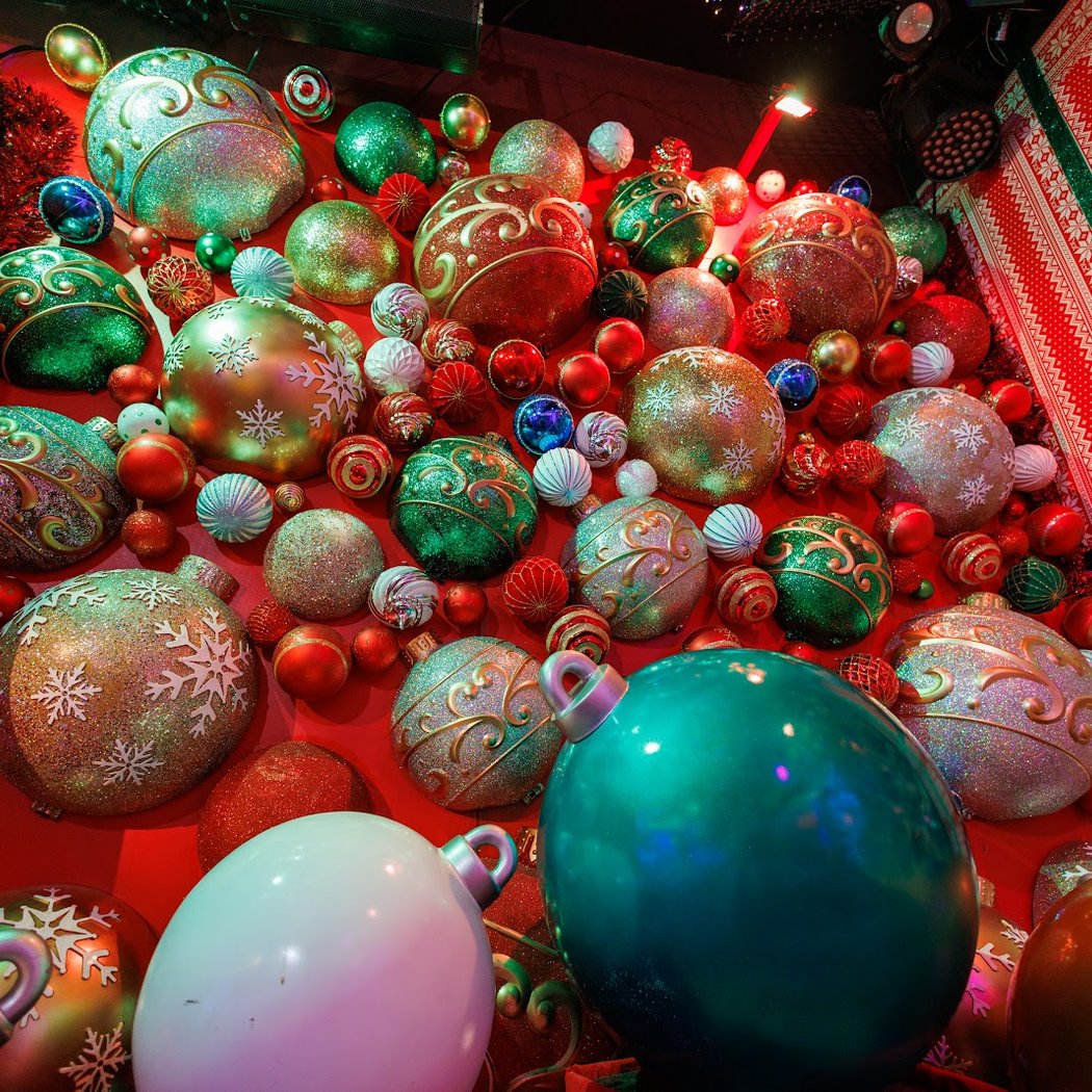 Frosty's Christmas Bar New York 2