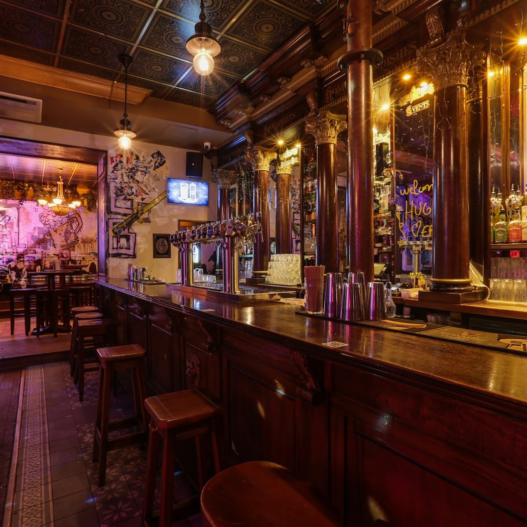 Le Flan' Ruin Pub 2