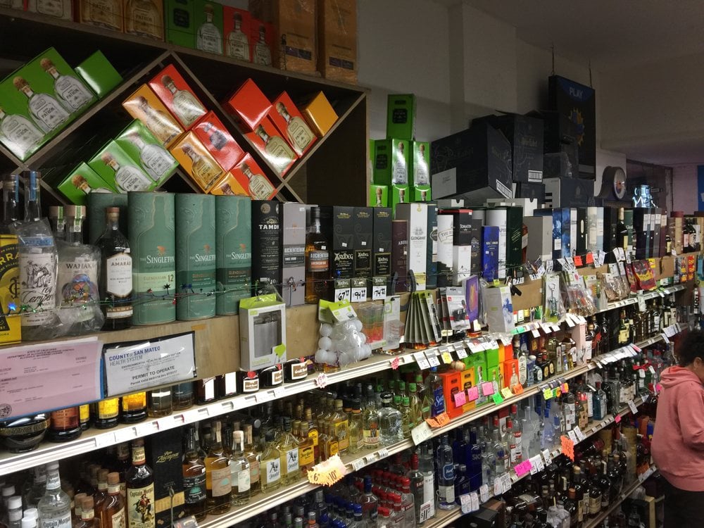 Baggy's Liquors 2