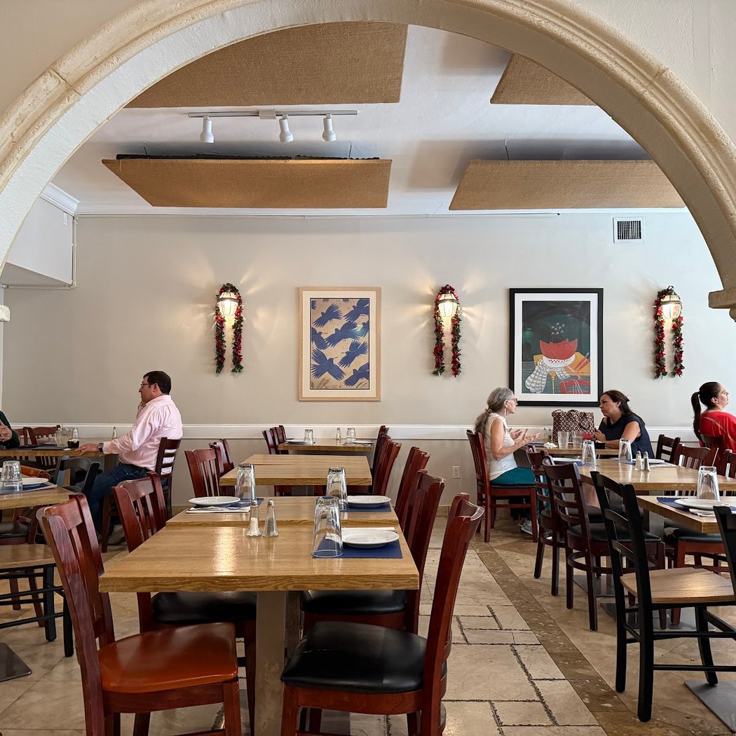 Maria's Greek Restaurant 3