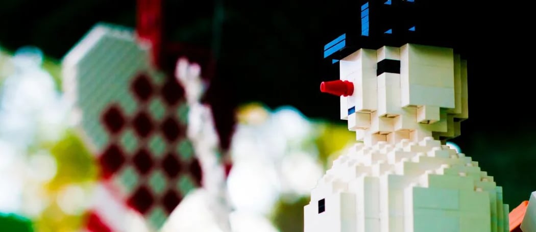 Holiday Bricktacular 1