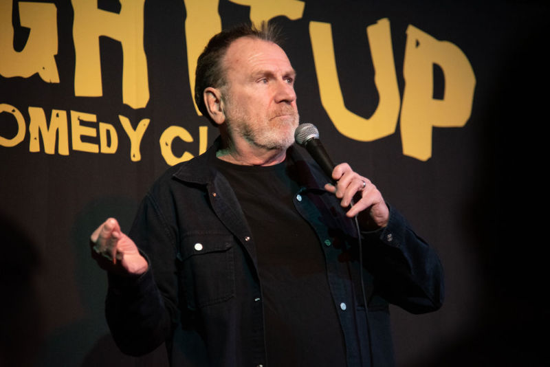 LAUGH IT UP COMEDY CLUB 4
