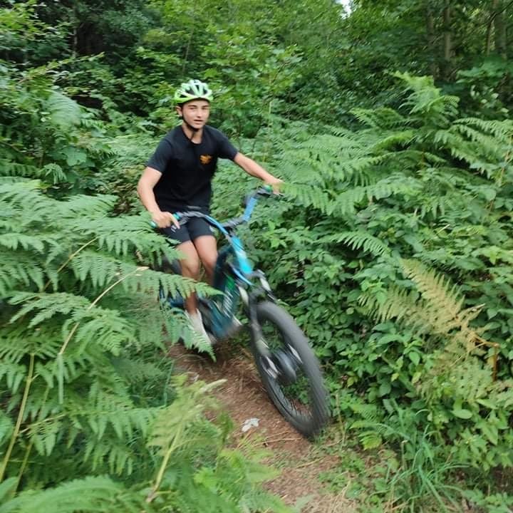 Fun Trott and Co , balade en trottinettes électrique tout terrain. 1