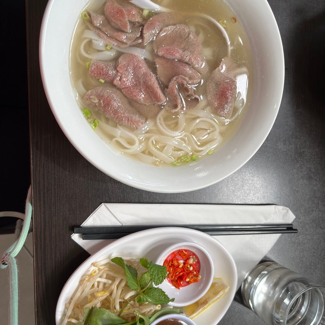 Phô 92 3