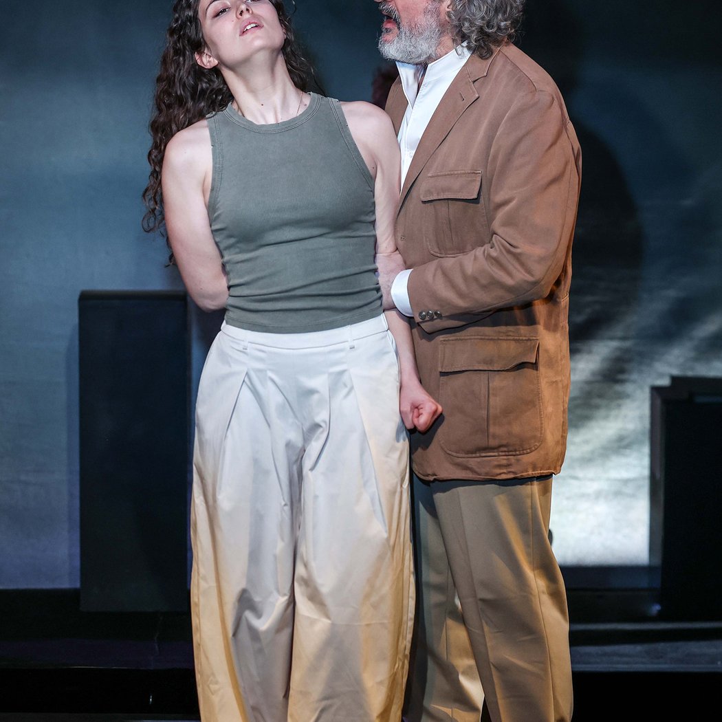 Antigone 3