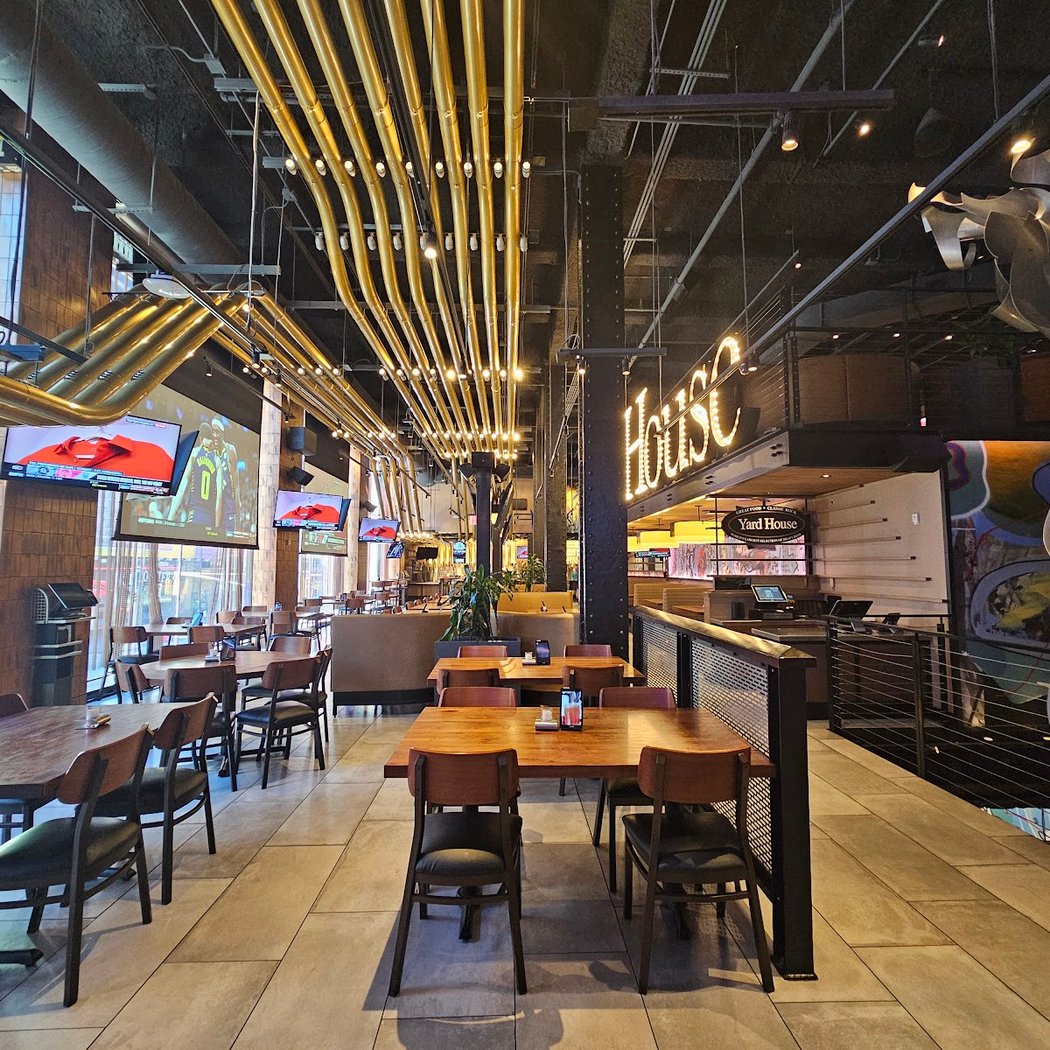 Yard House 2