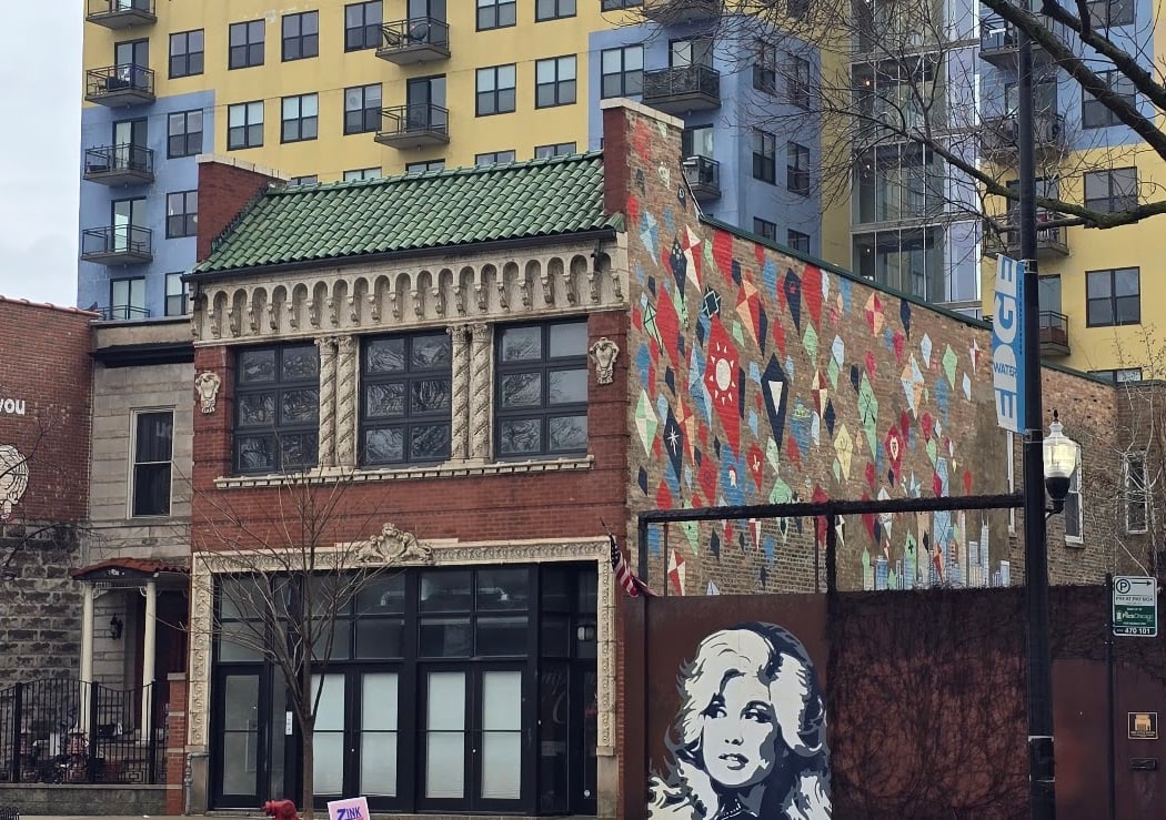 Dolly Parton Mural 3