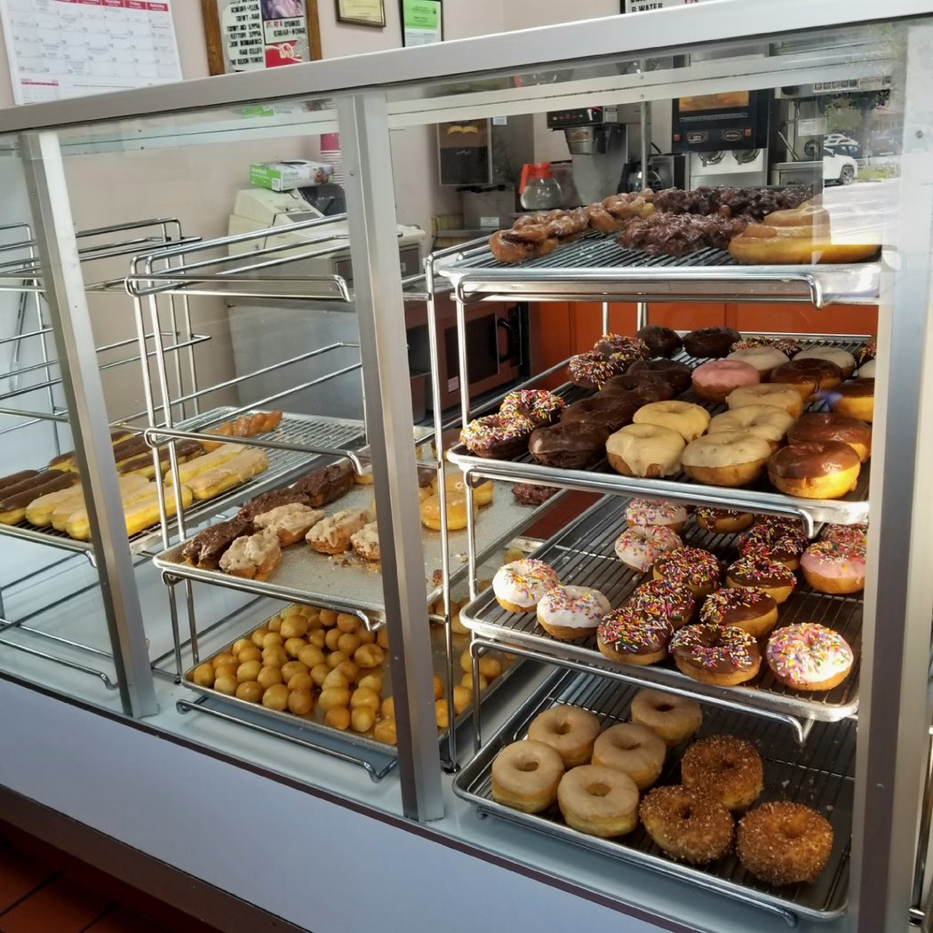 Dainty Donuts 2