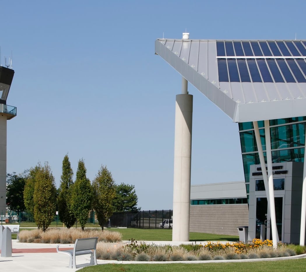Oakland County International Airport 1